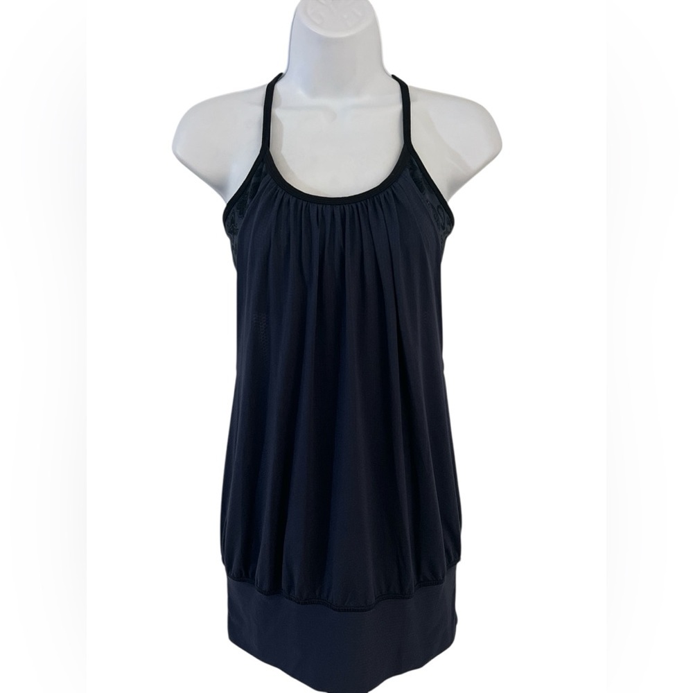 Lululemon No Limits Navy Blue
Activewear Womens Tank.Sz/6
